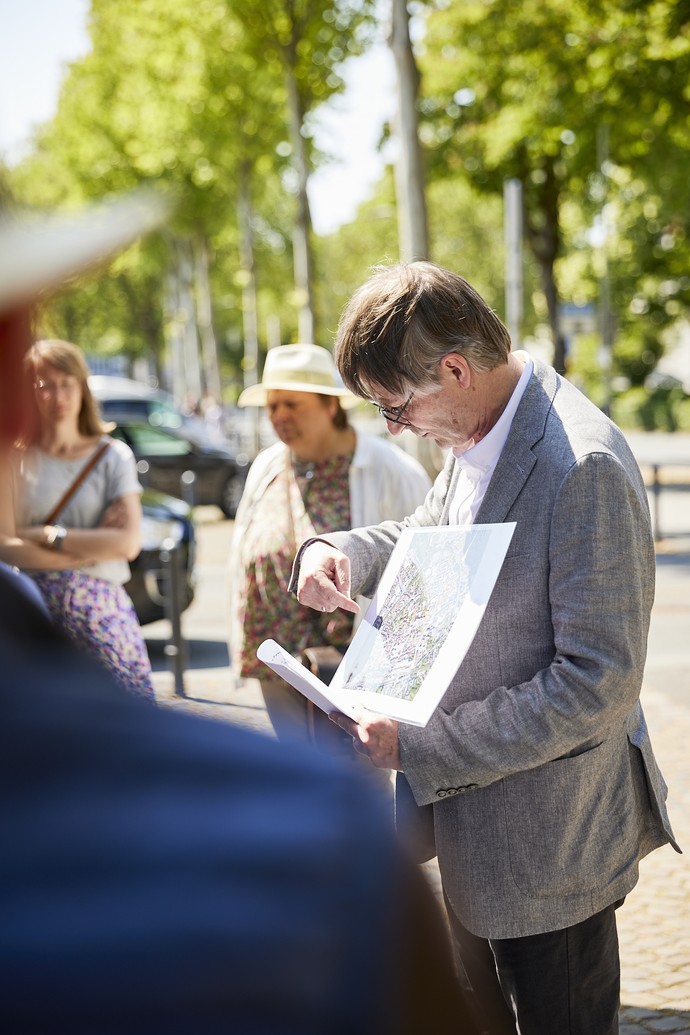 Denkmalpflegerische Fachführung auf der Wallanlage Paderborn