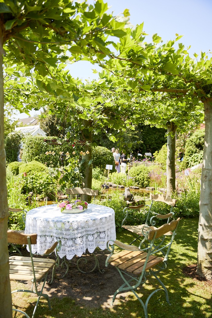 Sitzgelegenheit im Garten Brand, Salzkotten