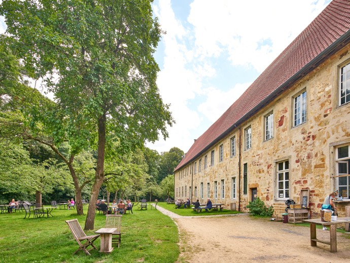 Rheine: Parkanlagen Saline Gottesgabe und das Kloster Bentlage